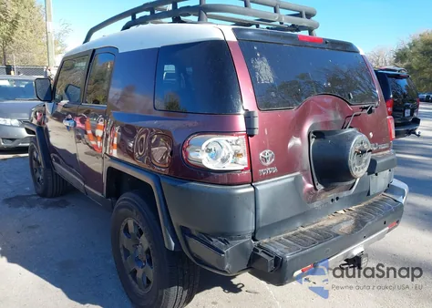 2007 Toyota Fj Cruiser z USA, uszkodzony, nr VIN JTEBU11F170020687